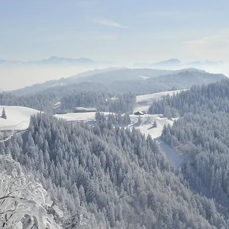 Grande Maison Familiale Dans Le Massif Des Bauges *