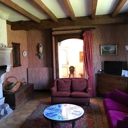 Holiday home Grande Maison Familiale Dans Le Massif Des Bauges *